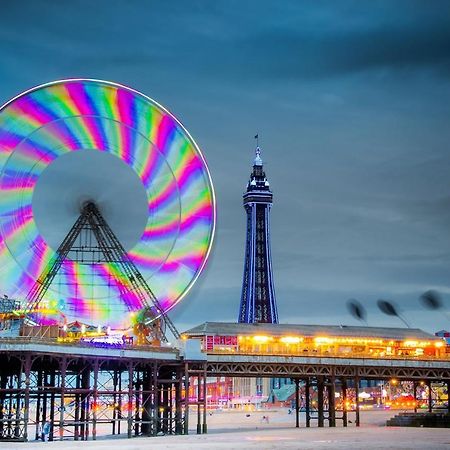 Bamber House - Large Modern Home & Perfect Location Blackpool Kültér fotó