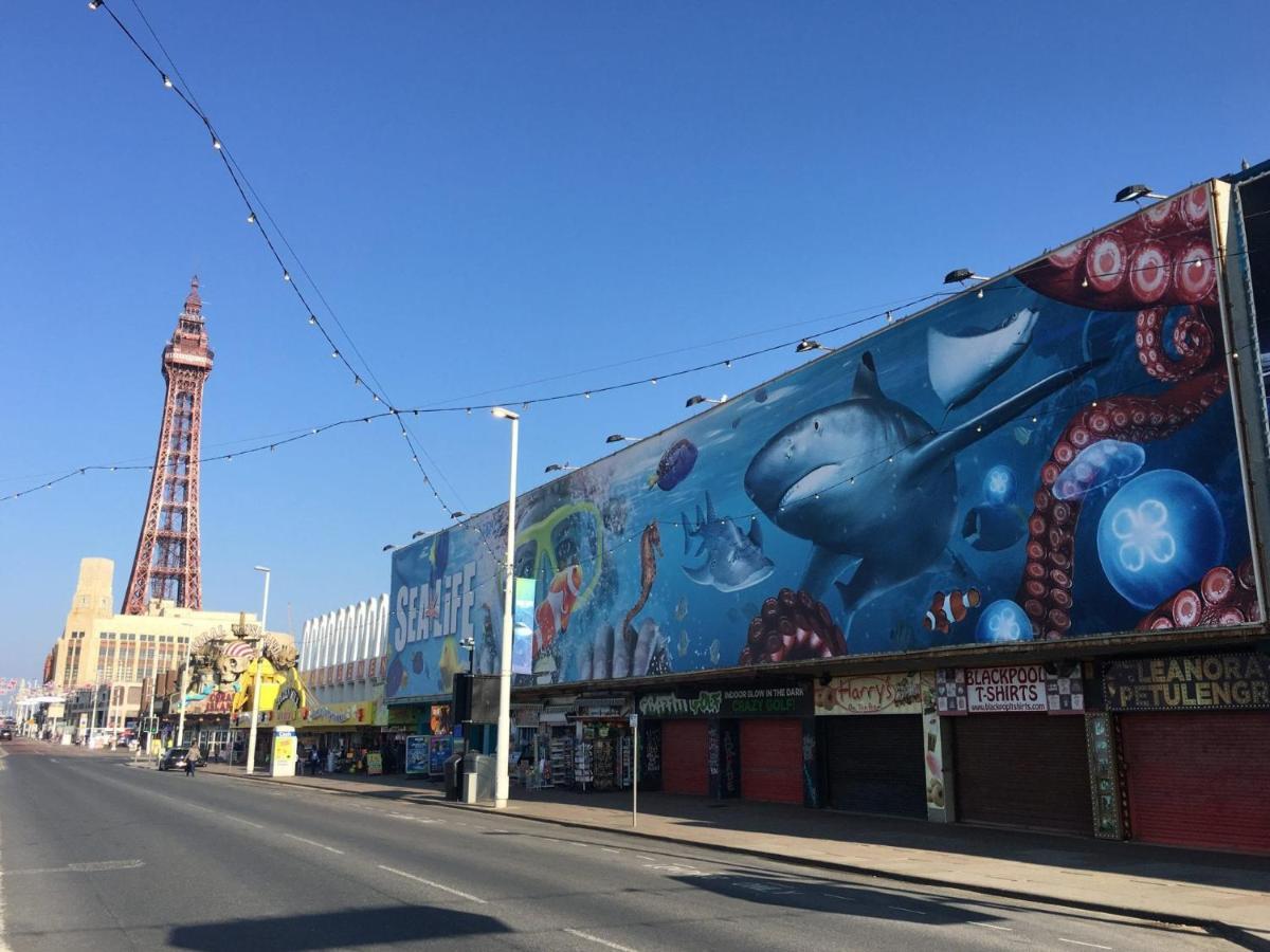 Bamber House - Large Modern Home & Perfect Location Blackpool Kültér fotó